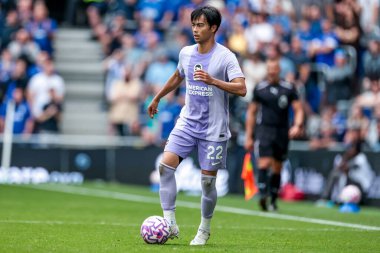 Brighton & Hove Albion takımlarından Kaoru Mitoma, İngiltere 'nin Liverpool şehrinde 24 Ağustos 2025 tarihinde oynanan Premier Lig karşılaşmasında Everton, Brighton ve Hove Albion' a karşı top koştu.