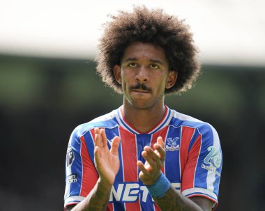 Kristal Saray 'dan Chris Richards Premier Lig maçı sırasında Kristal Saray, Nottingham Ormanı' na karşı Selhurst Park, Londra, 24 Ağustos 2025