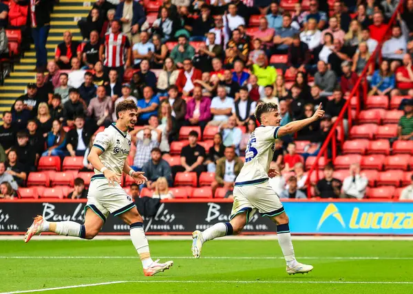 Millwall 'dan Luke Cundle, 23 Ağustos 2025' te Bramall Lane, Sheffield, İngiltere 'de oynanan ve Sheffield United ile Millwall arasındaki Sky Bet Şampiyonası' nda 0-1 kazanma hedefini kutluyor.