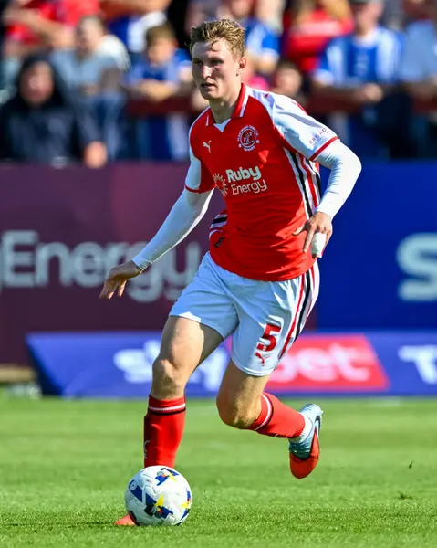 Fleetwood Town takımından Finley Potter, Fleetwood Town - Oldham Athletic maçında 23 Ağustos 2025 'te Highbury Stadyumu, Fleetwood' da karşılaşacak.