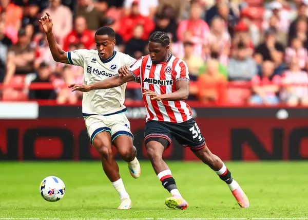 Sheffield United takımından Femi Seriki, 23 Ağustos 2025 'te Bramall Lane, Sheffield, İngiltere' de oynanan Sheffield United-Millwall maçında maç yapıyor.