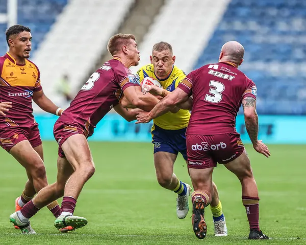 Warrington Wolves takımından Matt Dufty, 24 Ağustos 2025 'te Accu Stadyumu, Huddersfield, Birleşik Krallık' ta oynanan Betfred Süper Lig 23.