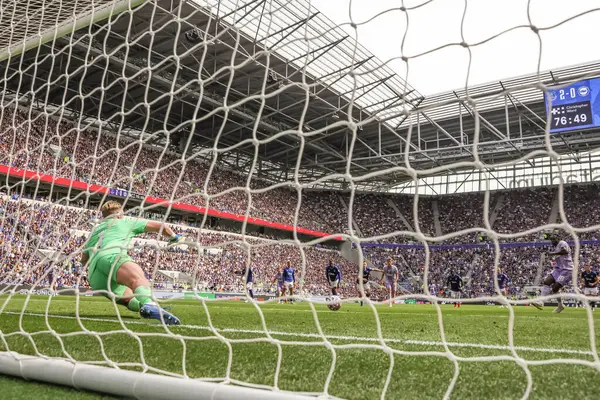 Everton 'dan Jordan Pickford, İngiltere' nin Liverpool şehrinde 24 Ağustos 2025 tarihinde oynanan Premier League karşılaşmasında Everton, Brighton ve Hove Albion maçında Brighton & Hove Albion takımlarından Danny Welbeck 'ten penaltı kurtardı.