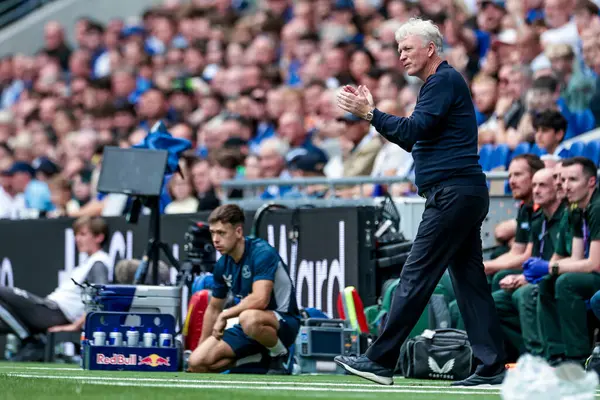 Everton 'dan David Moyes, İngiltere' nin Liverpool şehrindeki Hill Dickinson Stadyumu 'nda oynanan Everton-Brighton ve Hove Albion maçında tepki gösterdi.