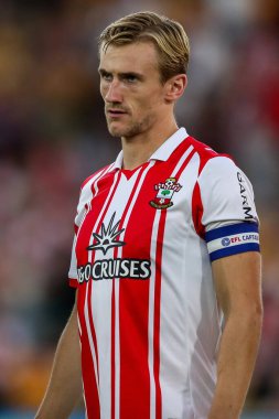 Southampton 'dan Flynn Downes, Carabao Kupası maçı sırasında Norwich City, Southampton' a karşı, Norwich Road, Norwich, Birleşik Krallık 'ta, 26 Ağustos 2025' te