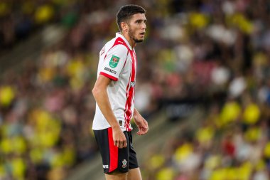 Southampton 'dan Ross Stewart, Carabao Kupası maçı sırasında Norwich City, Southampton' a karşı Norwich Road, Norwich, İngiltere, 26 Ağustos 2025 'te seyrediyor.