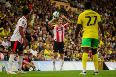 Southampton 'dan Mads Roerslev, Carabao Kupası maçında Norwich City, Southampton' a karşı Norwich Road, Norwich, İngiltere, 26 Ağustos 2025