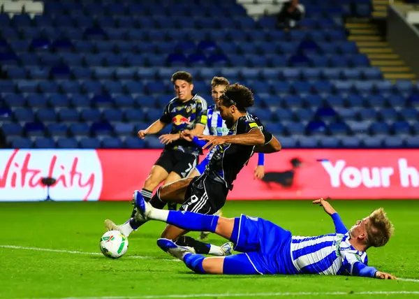 Leeds United 'dan Dominic Calvert-Lewin, 26 Ağustos 2025' te Hillsborough, Sheffield, İngiltere 'de Çarşamba günü oynanan Carabao Kupası maçında gol atma şansı yakaladı.