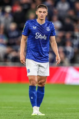 Everton 'dan Vitaliy Mykolenko Carabao Kupası maçı sırasında Everton, Mansfield Town' a karşı Hill Dickinson Stadyumu, Liverpool, Birleşik Krallık, 27 Ağustos 2025