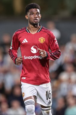 Manchester United takımından Amad Diallo, 27 Ağustos 2025 tarihinde Blundell Park, Cleethorpes 'ta Grimsby Town ile Manchester United maçında