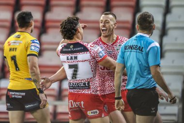 Leigh Leopards 'dan Frankie Halton, 28 Ağustos 2025' te Leigh Spor Köyü 'nde Leigh Leopards - Castleford Tigers maçında oynadığı Betfred Süper Lig karşılaşmasını kutluyor.
