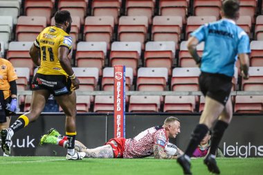 Leigh Leopards takımından Josh Charley, 28 Ağustos 2025 'te Leigh Spor Köyü' nde Leigh Leopards ve Castleford Tigers maçının 25.