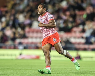 Leigh Leopar takımından Edwin Ipape, Leigh Spor Köyü 'nde Leigh Leopards - Castleford Tigers maçının 25.