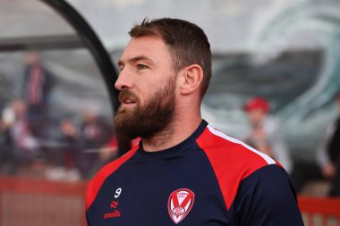 St. Helens takımından Daryl Clark, 29 Ağustos 2025 'te İngiltere' nin Hull kentinde oynanan Sewell Group Craven Park 'ta oynanan 24.