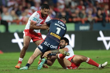 St. Helens takımından Jack Welsby, 29 Ağustos 2025 'te İngiltere' nin Hull kentinde oynanan Sewell Group Craven Park 'ta oynanan Betfred Süper Lig 24. Turunda Tyrone May of Hull KR ile karşılaştı.