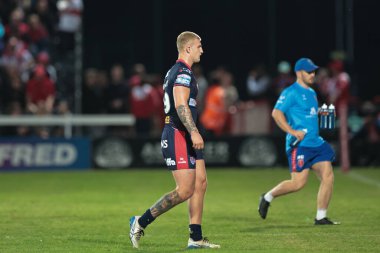 St. Helens takımından George Delaney, 29 Ağustos 2025 'te İngiltere' nin Hull kenti Kingston 'daki Sewell Group Craven Park' ta oynanan 24.