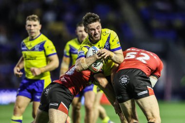Warrington Wolves 'tan Adam Holroyd, 29 Ağustos 2025' te İngiltere 'nin Warrington şehrinde oynanan 24. Betfred Süper Lig karşılaşmasında Warrington Wolves - Salford Red Devils maçında mücadele etti.