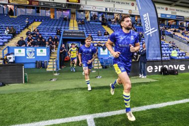 Warrington Wolves 'un Toby King' i maç öncesi ısınma turunda 24. Betfred Süper Ligi karşılaşmasında Warrington Wolves, Salford Red Devils 'e karşı Halliwell Jones Stadyumu, Warrington, Birleşik Krallık, 29 Ağustos 2025