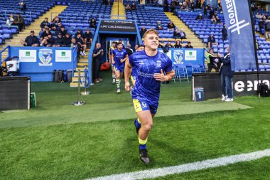 Warrington Wolves takımından Leon Hayes, 29 Ağustos 2025 'te Warrington, Warrington' da oynanan 24. Betfred Süper Lig karşılaşmasında ısınma turunda Warrington Wolves ile Salford Red Devils karşılaşacak.