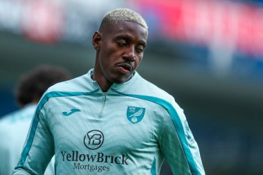 Norwich City 'den Jose Cordoba, 30 Ağustos 2025' te Ewood Park, Blackburn 'de oynanan Blackburn Rovers-Norwich City maçının öncesinde ısınıyor.