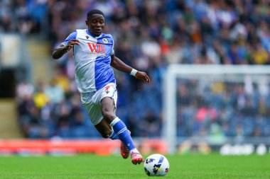 Blackburn Rovers takımından Augustus Kargbo, Blackburn City 'nin 30 Ağustos 2025' te Norwich City maçında Blackburn 'e karşı oynamıştır.