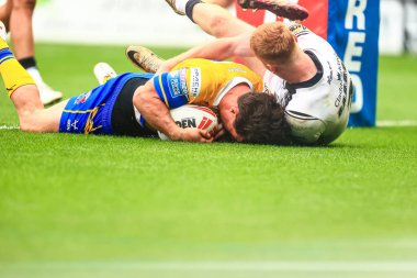 Leeds Rhinos takımından Brodie Croft, 30 Ağustos 2025 'te MKM Stadyumu' nda oynanan 24. Betfred Süper Lig karşılaşmasında Leeds Rhinos 'a karşı oynuyor.