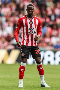 Sunderland 'dan Nordi Mukiele Premier Lig maçı sırasında Sunderland, Brentford' a karşı Stadyum of Light, Sunderland, Birleşik Krallık, 30 Ağustos 2025