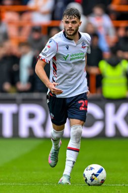 Bolton Wanderers takımından Max Conway 30 Ağustos 2025 'te Bloomfield Road, Blackpool' da Blackpool ve Bolton Wanderers maçında