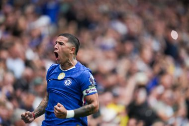 Chelsea 'li Enzo Fernnndez, 30 Ağustos 2025' te İngiltere 'nin Stamford Bridge kentinde oynanan Premier League karşılaşmasında golü kutluyor.