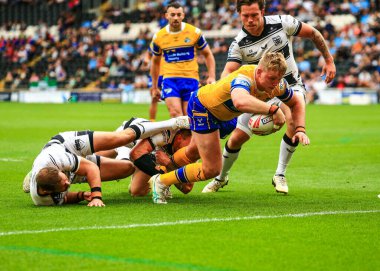 Leeds Rhinos takımından James McDonnell, 30 Ağustos 2025 'te MKM Stadyumu' nda oynanan 24. Betfred Süper Lig karşılaşmasında Leeds Rhinos 'a karşı oynuyor.