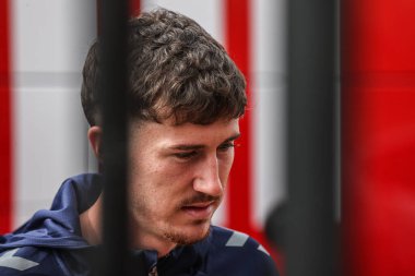 Sunderland 'dan Trai Hume, 30 Ağustos 2025' te İngiltere 'nin Sunderland-Brentford Stadyumu' nda oynanan Premier League maçı sırasında geldi.