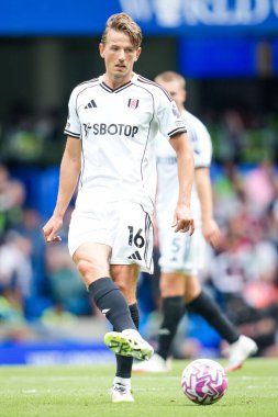 Fulham 'dan Sander Berge, 30 Ağustos 2025' te Londra 'daki Stamford Köprüsü' nde Chelsea Fulham 'a karşı oynanan Premier Lig karşılaşmasında pası tamamladı.