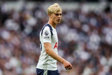 Tottenham Hotspur 'dan Lucas Bergvall, Premier League maçında Tottenham Hotspur' a karşı Bournemouth Tottenham Hotspur Stadyumu, Londra, İngiltere, 30 Ağustos 2025
