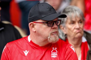 Nottingham Forest taraftarları Premier Lig maçından önce Nottingham Forest, West Ham United 'a karşı City Ground, Nottingham, İngiltere' de 31 Ağustos 2025