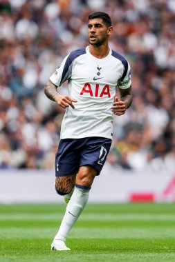 Tottenham Hotspur 'dan Cristian Romero, Premier League maçında Tottenham Hotspur' a karşı Bournemouth Tottenham Hotspur Stadyumu, Londra, İngiltere, 30 Ağustos 2025