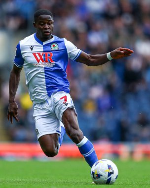 Blackburn Rovers takımından Augustus Kargbo, Blackburn City 'nin 30 Ağustos 2025' te Norwich City maçında Blackburn 'e karşı oynamıştır.