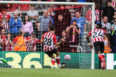 Sunderland 'dan Enzo Le Fe, 30 Ağustos 2025' te İngiltere 'nin başkenti Sunderland' da oynanan Premier League karşılaşmasında 1-1 öne geçti.