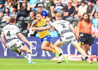 Leeds Rhinos takımından Chris Hankinson, 30 Ağustos 2025 'te MKM Stadyumu' nda oynanan 24. Betfred Süper Lig karşılaşmasında Hull FC, Leeds Rhinos 'a karşı.