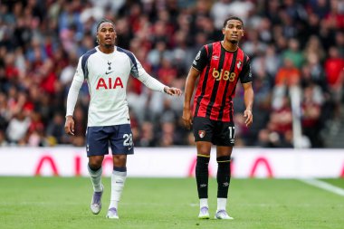 Tottenham Hotspur 'dan Wilson Odobert ve AFC Bournemouth' dan Amine Adli Premier Lig karşılaşmasında Tottenham Hotspur 'a karşı Bournemouth Tottenham Hotspur Stadyumu, Londra, 30 Ağustos 2025