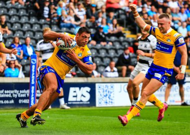 Ryan Hall of Leeds Rhinos, 30 Ağustos 2025 'te MKM Stadyumu' nda oynanan 24. Betfred Süper Lig karşılaşmasında Leeds Rhinos 'a karşı oynuyor.