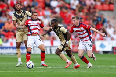 Rotherham United takımından Dru Yearwood, 30 Ağustos 2025 'te Eco-Power Stadyumu' nda oynanan Sky Bet 1 karşılaşmasında Doncaster Rovers 'a karşı Rotherham United maçında