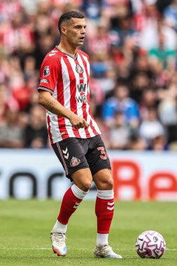 Sunderland 'dan GranitXhaka Premier League maçı sırasında Sunderland, Brentford' a karşı Stadyum of Light, Sunderland, Birleşik Krallık, 30 Ağustos 2025