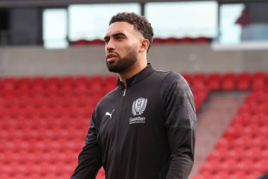 Rotherham United takımından Kion Etete, 30 Ağustos 2025 'te İngiltere' nin Doncaster şehrindeki Eco-Power Stadyumu 'nda oynanan Doncaster Rovers-Rotherham United maçından önce geldi.