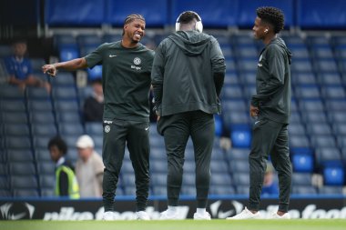 Chelsea oyuncuları Premier Lig karşılaşması öncesinde Chelsea Fulham 'a karşı Stamford Bridge, Londra, İngiltere, 30 Ağustos 2025