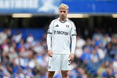 Fulham 'dan Emile Smith Rowe Premier Lig karşılaşmasında Chelsea Fulham' a karşı Stamford Bridge, Londra, Birleşik Krallık, 30 Ağustos 2025