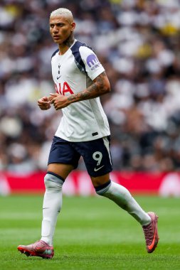 Tottenham Hotspur takımından Richarlison, Tottenham Hotspur ile Bournemouth arasında oynanan Premier League maçında 30 Ağustos 2025 'te Londra' daki Tottenham Hotspur Stadyumu 'nda karşılaşacak.