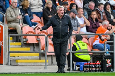 Blackpool teknik direktörü Steve Bruce Sky Bet Ligi 1 maçında Bloomfield Road, Blackpool 'da Bolton Wanderers' a karşı, 30 Ağustos 2025