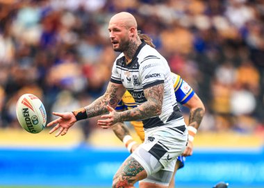 Hull FC takımından Zak Hardaker, 30 Ağustos 2025 'te MKM Stadyumu' nda oynanan 24. Betfred Süper Lig karşılaşmasında pas verdi.