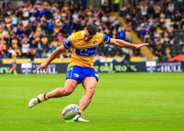 Leeds Rhinos takımından Jake Connor, 30 Ağustos 2025 'te MKM Stadyumu' nda oynanan 24. Betfred Süper Lig karşılaşmasında gol için Leeds Rhinos 'a karşı oynamıştır.