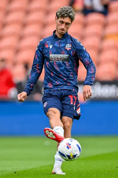 Bolton Wanderers takımından Joel Randall 30 Ağustos 2025 'te Bloomfield Road, Blackpool' da Blackpool ve Bolton Wanderers maçında